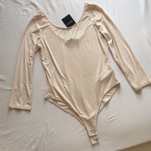 Scoop neck body suit
